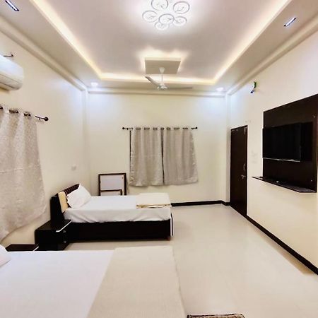 Ap Suite - By Ap Villa'S And Resort'S Удджайн Екстер'єр фото
